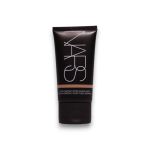 Nars — Pure Radiant — fond de teint crème — 02 — Seychelles — SPF 30 — 50 ml